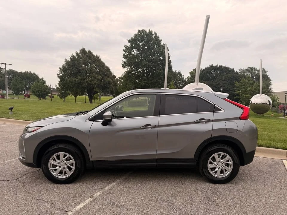 2019 Mitsubishi Eclipse Cross - Image 5 of 20