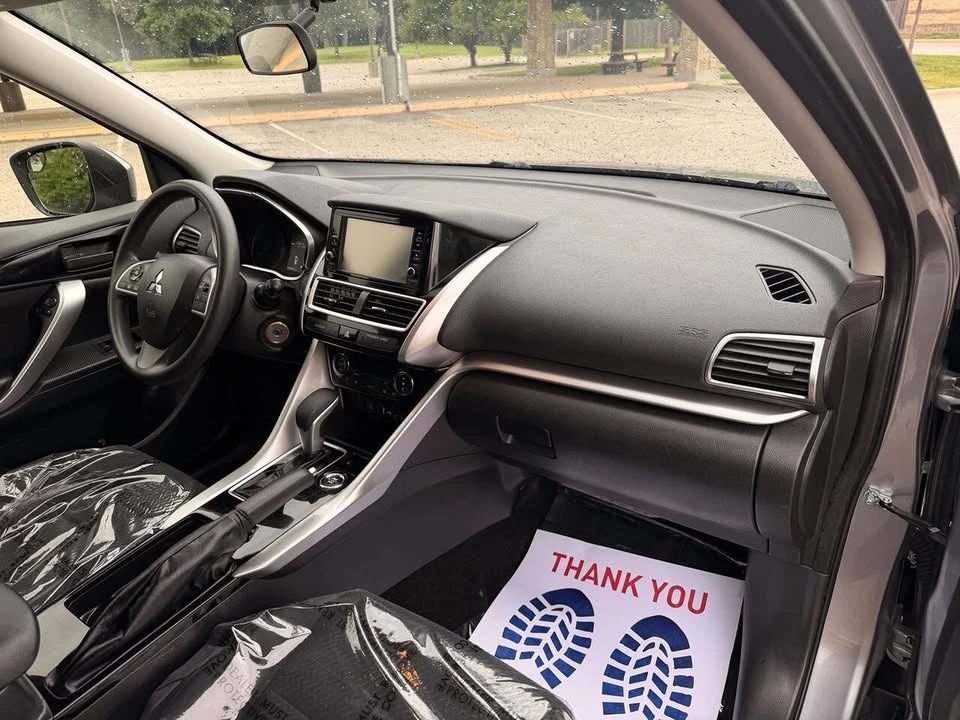 2019 Mitsubishi Eclipse Cross - Image 15 of 20