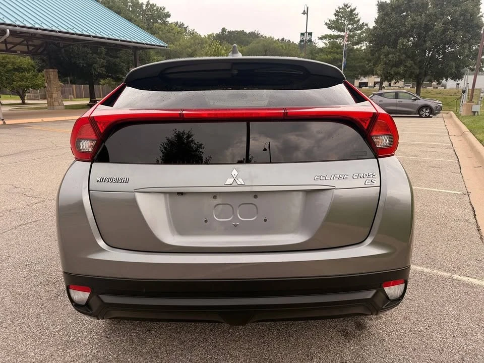 2019 Mitsubishi Eclipse Cross - Image 8 of 20