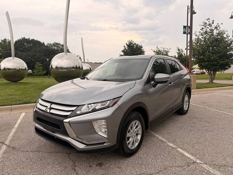 2019 Mitsubishi Eclipse Cross - Image 4 of 20