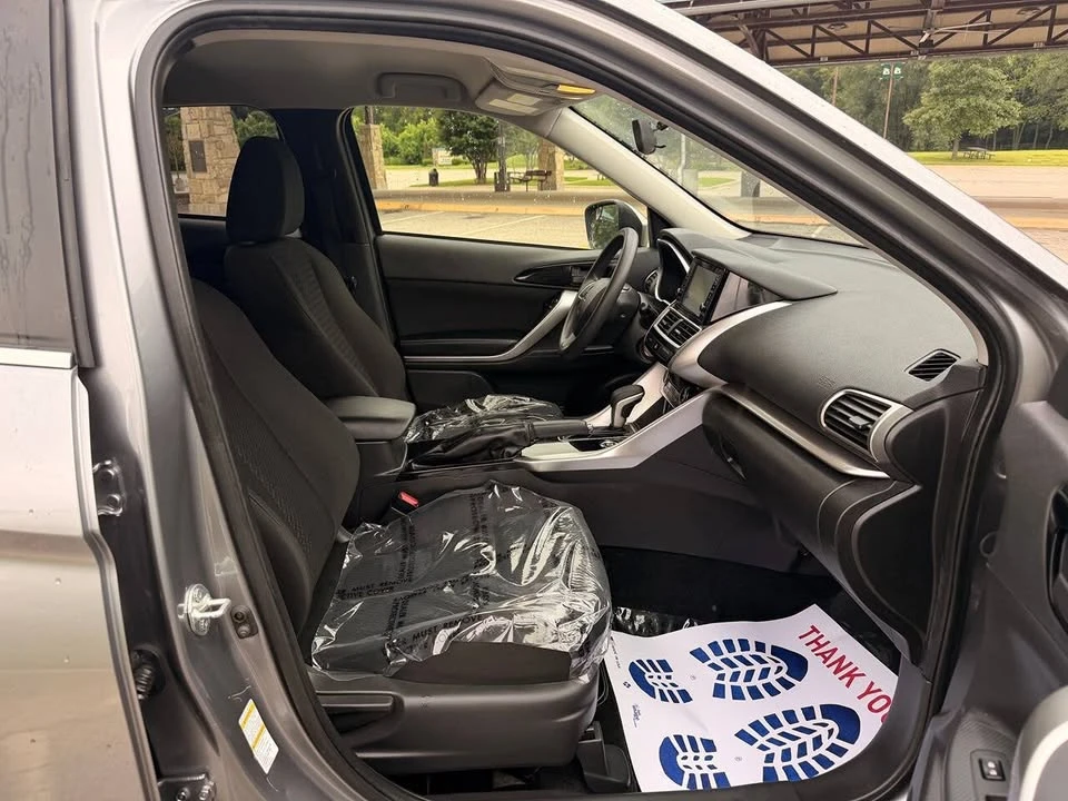 2019 Mitsubishi Eclipse Cross - Image 10 of 20