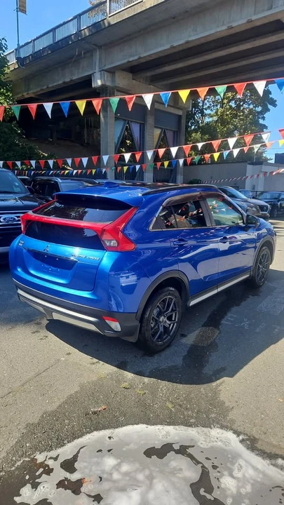 2019 Mitsubishi Eclipse - Image 4 of 15