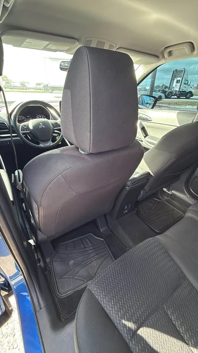 2019 Mitsubishi Eclipse - Image 8 of 11