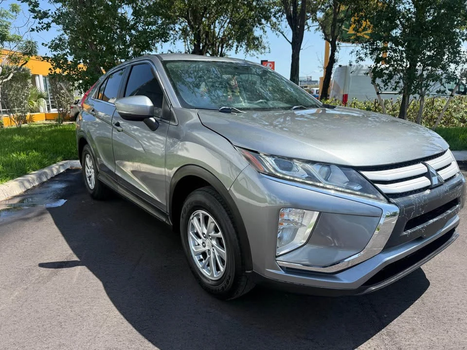 2019 Mitsubishi Eclipse - Image 3 of 6