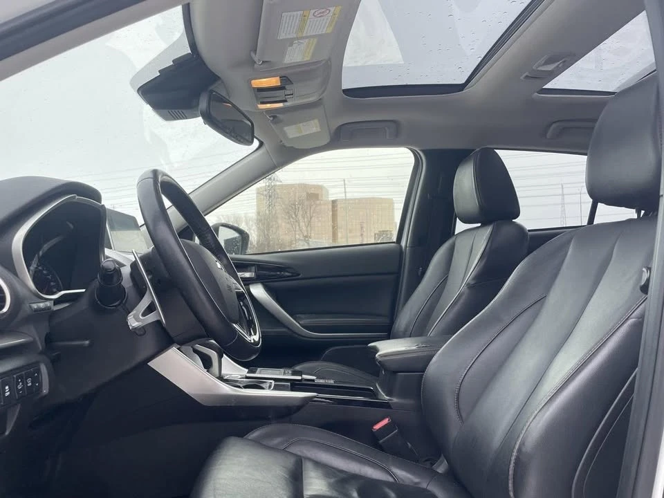 2019 Mitsubishi Eclipse - Image 9 of 9