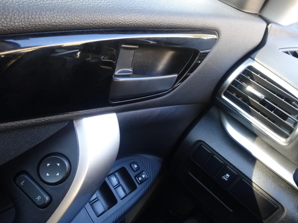 2019 Mitsubishi Eclipse Cross - Image 20 of 20