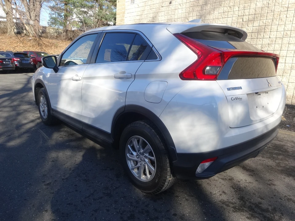 2019 Mitsubishi Eclipse Cross - Image 7 of 20