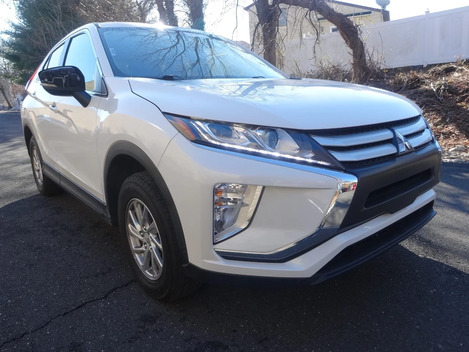 2019 Mitsubishi Eclipse Cross - Image 14 of 20