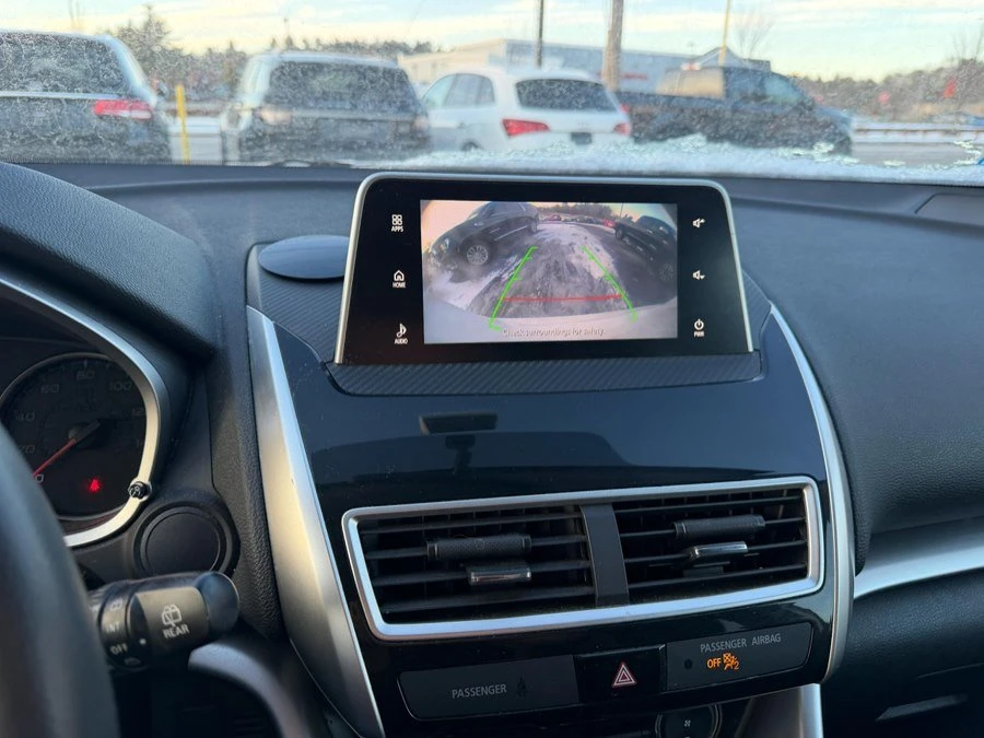 2019 Mitsubishi Eclipse Cross - Image 8 of 13