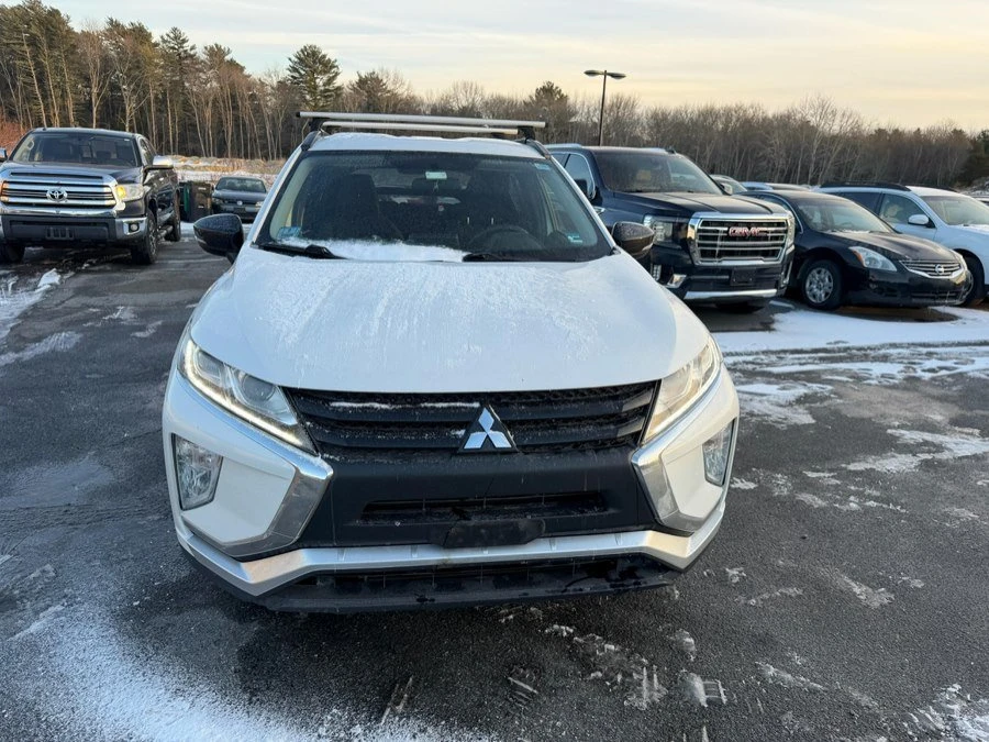 2019 Mitsubishi Eclipse Cross - Image 2 of 13