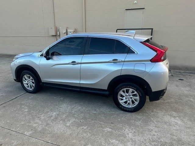 2019 Mitsubishi Eclipse Cross - Image 4 of 20