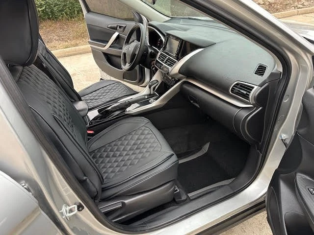 2019 Mitsubishi Eclipse Cross - Image 14 of 20