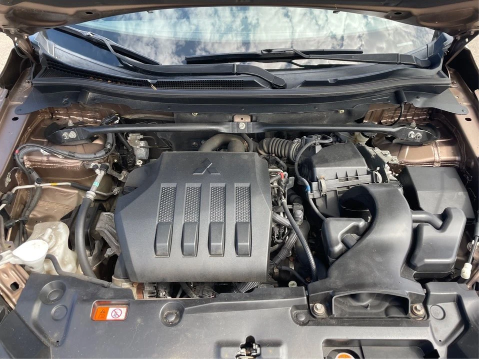 2019 Mitsubishi Eclipse Cross - Image 12 of 20