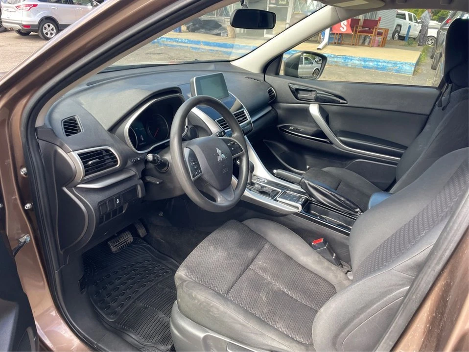 2019 Mitsubishi Eclipse Cross - Image 10 of 20