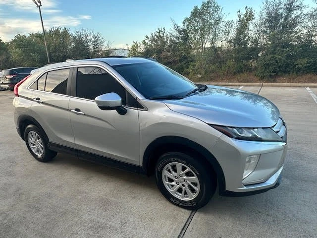 2019 Mitsubishi Eclipse Cross - Image 8 of 20