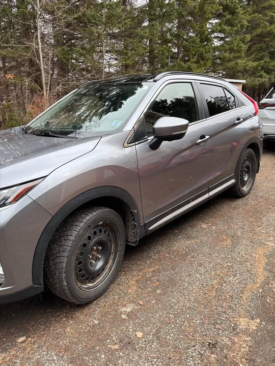 2019 Mitsubishi Eclipse Cross - Image 2 of 4