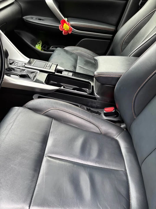 2019 Mitsubishi Eclipse Cross - Image 3 of 4