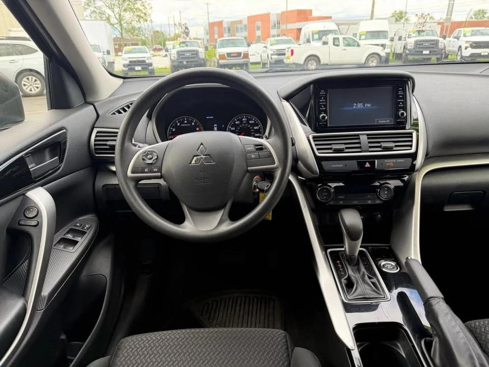 2019 Mitsubishi Eclipse Cross - Image 15 of 20