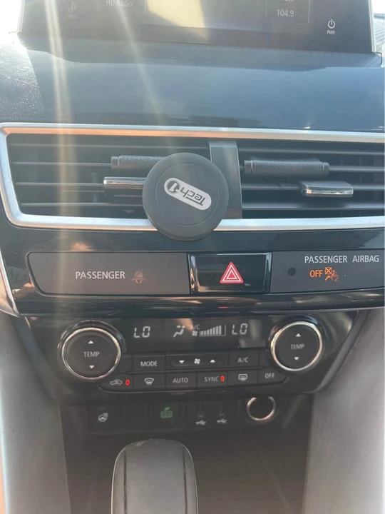 2019 Mitsubishi Eclipse Cross - Image 12 of 16