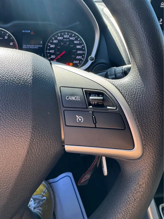 2019 Mitsubishi Eclipse Cross - Image 17 of 19