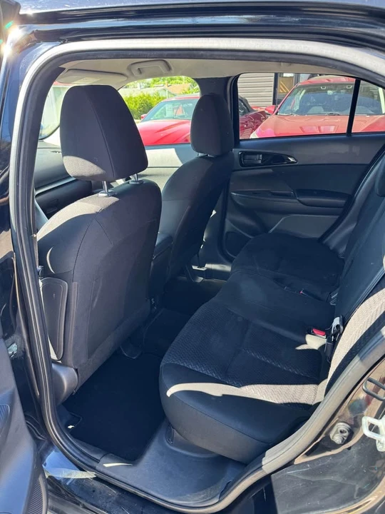 2019 Mitsubishi Eclipse Cross - Image 11 of 19