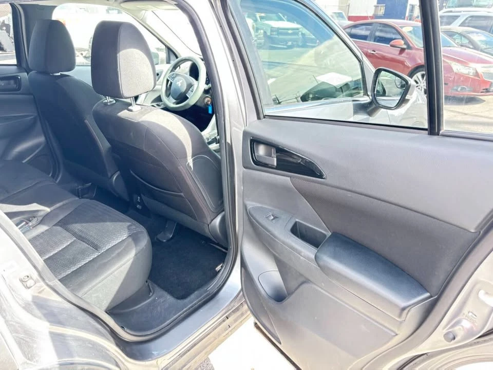 2019 Mitsubishi Eclipse Cross - Image 7 of 10