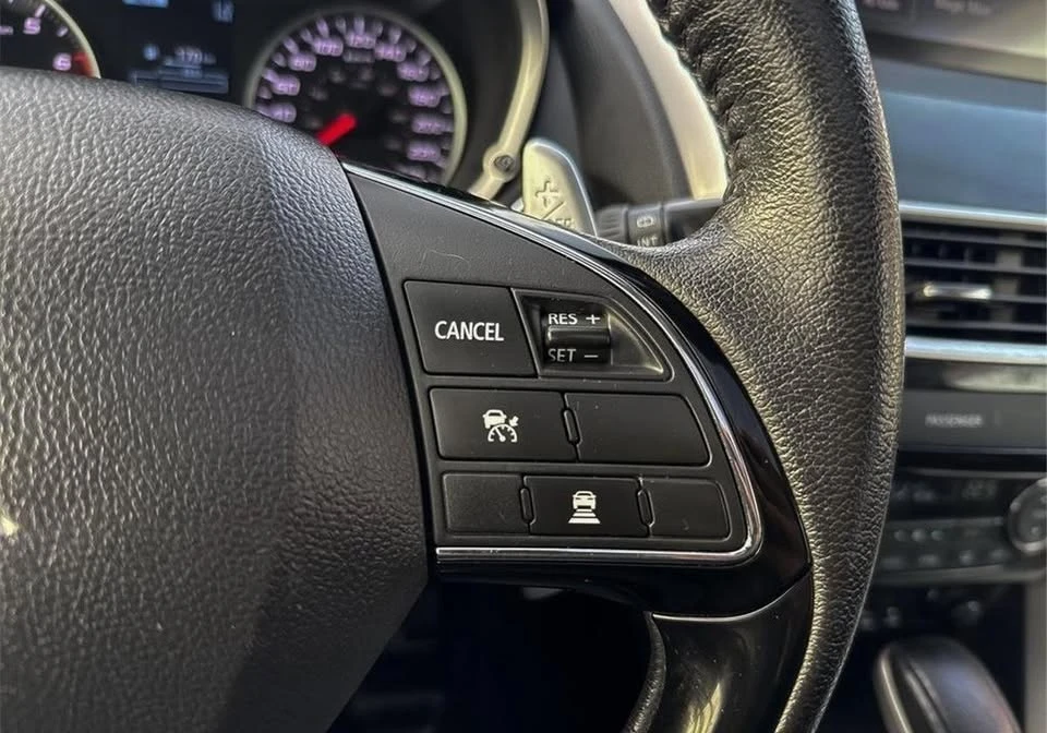 2019 Mitsubishi Eclipse Cross - Image 15 of 20