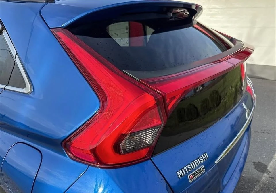 2019 Mitsubishi Eclipse Cross - Image 10 of 20