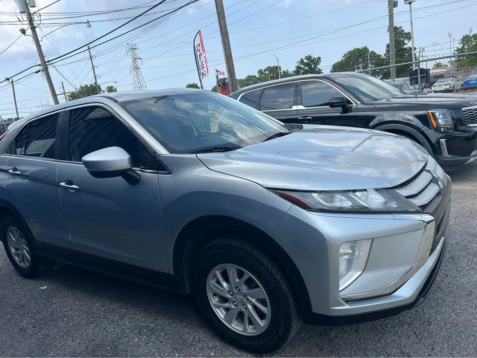 2019 Mitsubishi Eclipse Cross - Image 3 of 10
