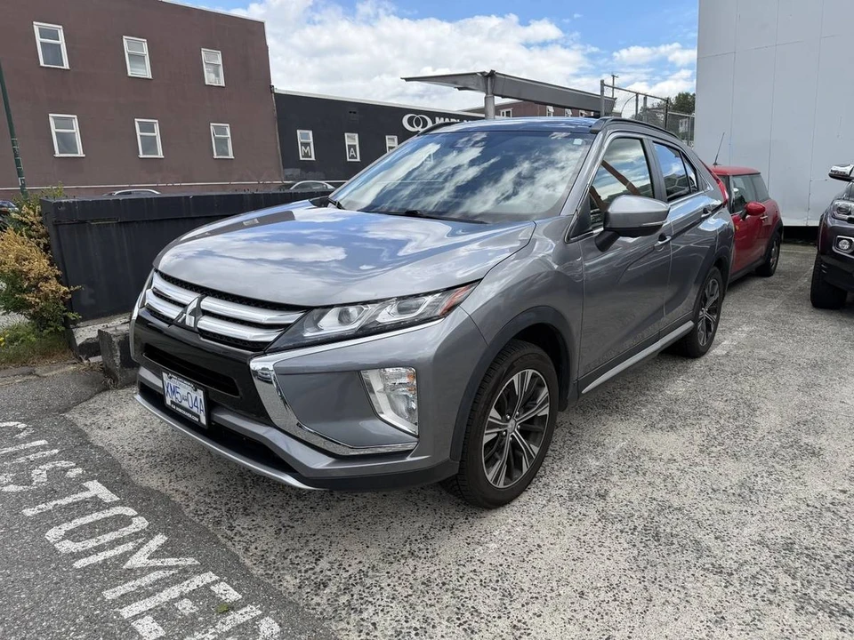 2019 Mitsubishi Eclipse Cross - Image 2 of 7
