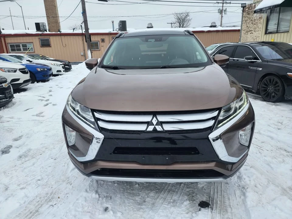 2019 Mitsubishi Eclipse Cross - Image 2 of 16