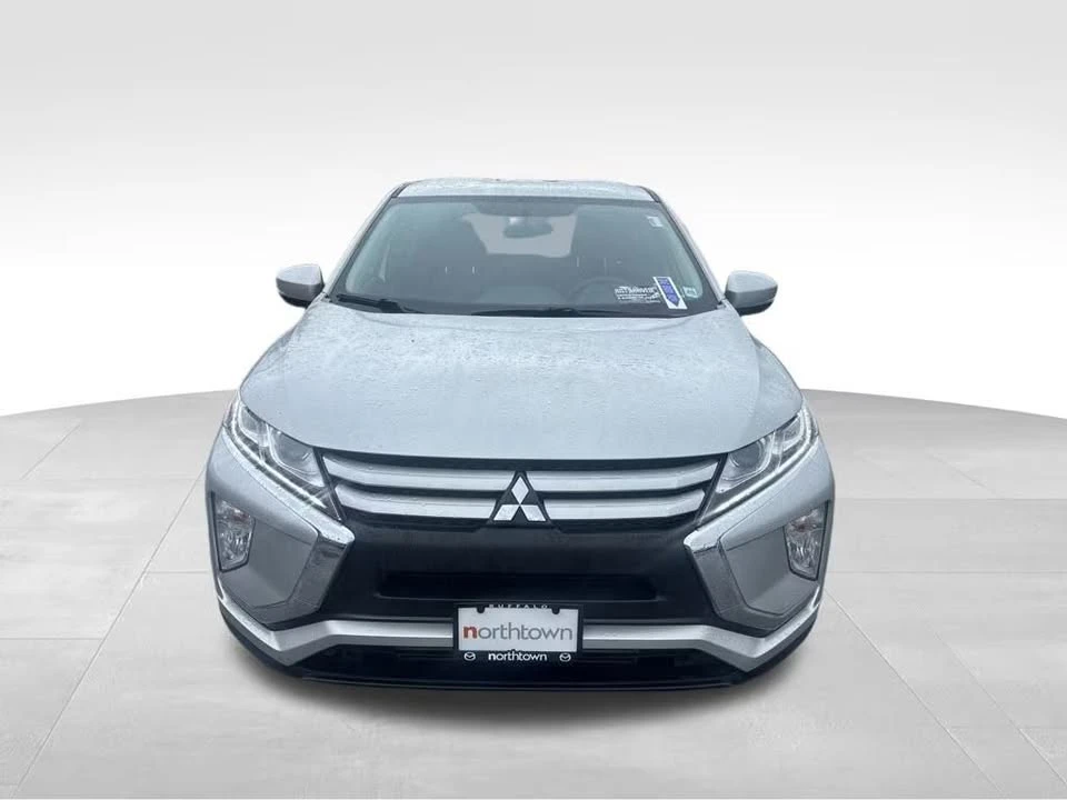 2019 Mitsubishi Eclipse Cross - Image 2 of 10