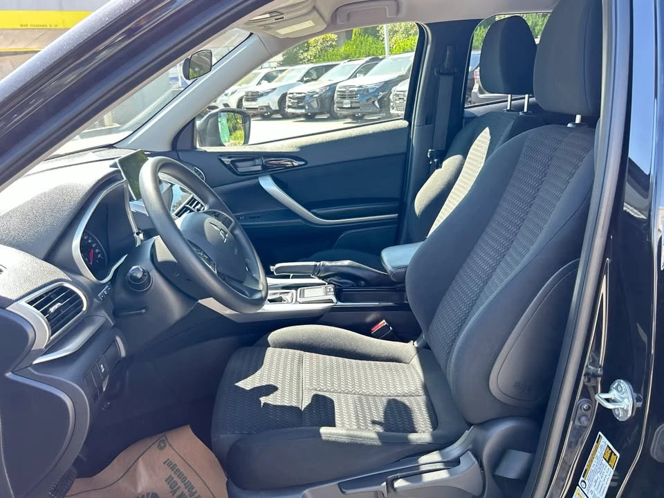 2019 Mitsubishi Eclipse Cross - Image 13 of 14