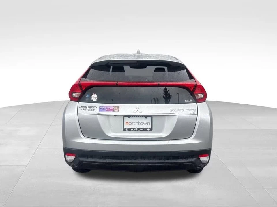 2019 Mitsubishi Eclipse Cross - Image 8 of 10