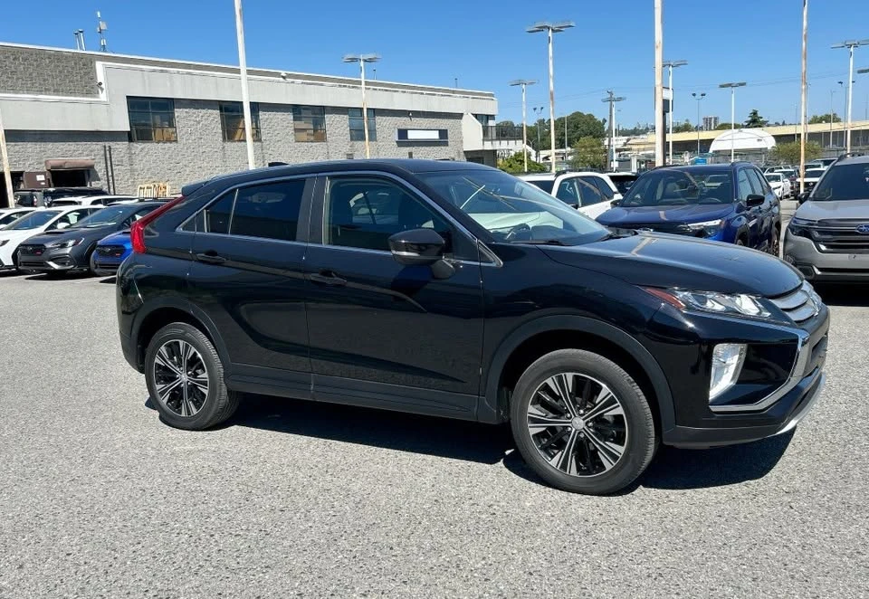 2019 Mitsubishi Eclipse Cross - Image 3 of 14