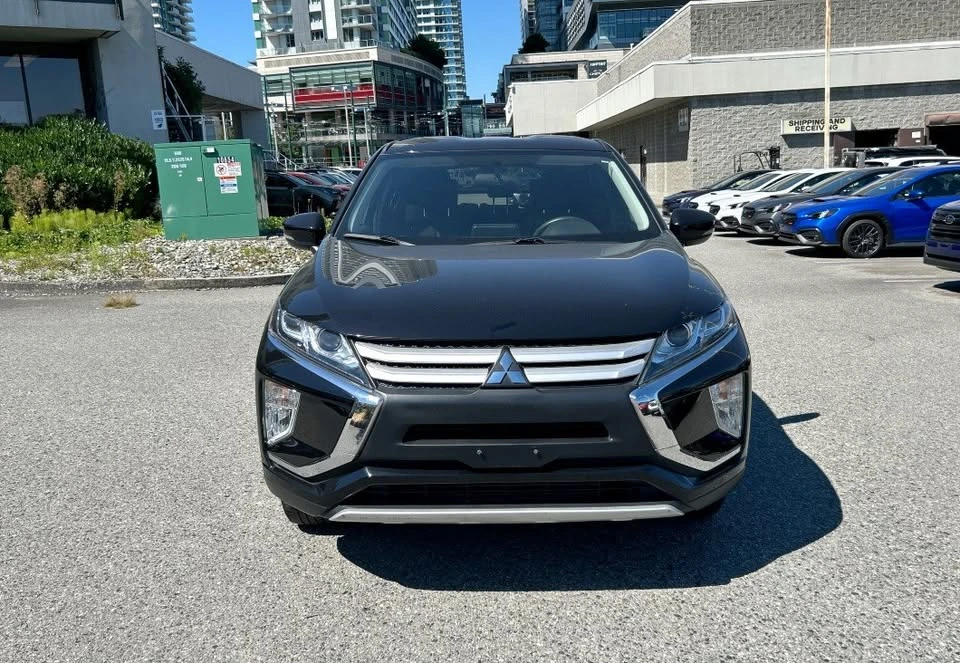 2019 Mitsubishi Eclipse Cross - Image 8 of 14
