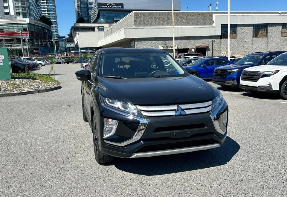 2019 Mitsubishi Eclipse Cross - Image 2 of 14