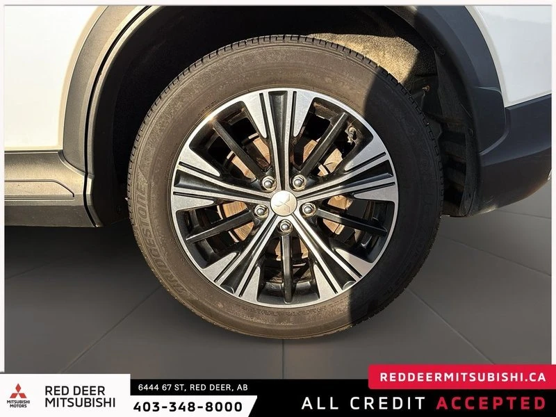 2019 Mitsubishi Eclipse Cross - Image 7 of 17