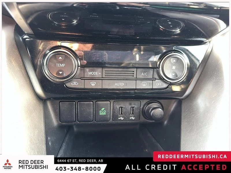 2019 Mitsubishi Eclipse Cross - Image 13 of 17