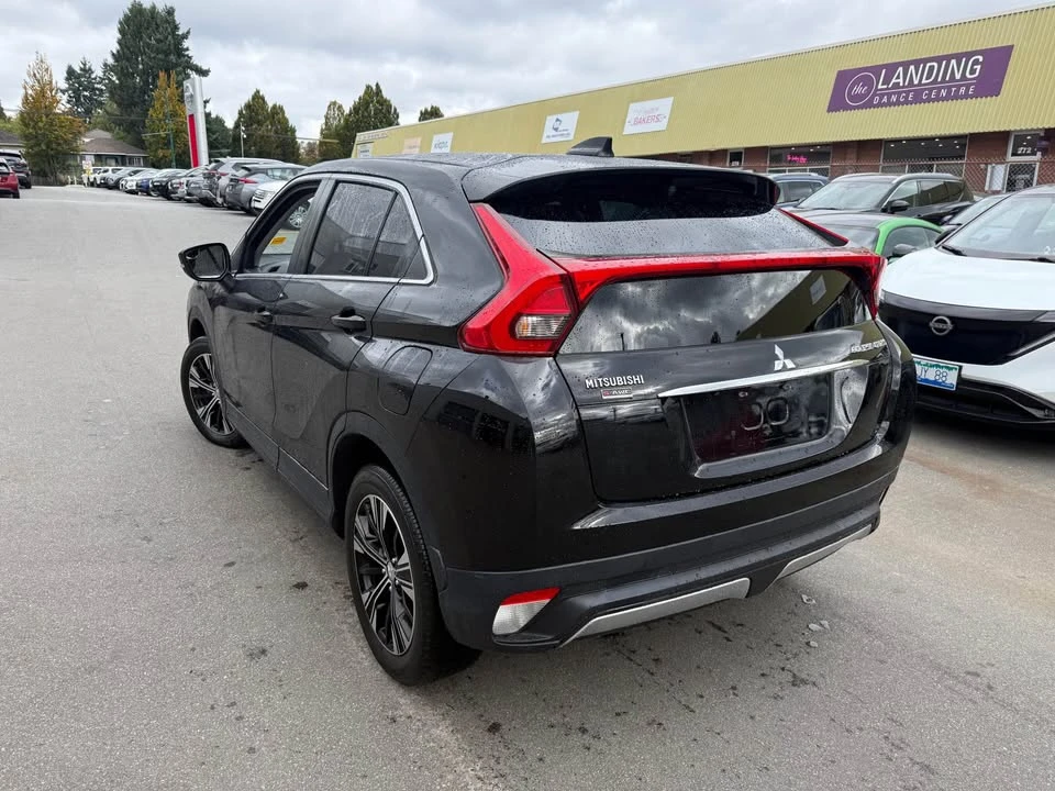 2019 Mitsubishi Eclipse Cross - Image 4 of 19
