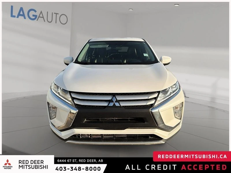 2019 Mitsubishi Eclipse Cross - Image 2 of 17