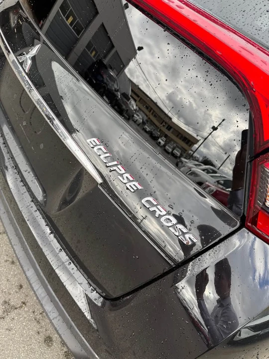 2019 Mitsubishi Eclipse Cross - Image 5 of 19