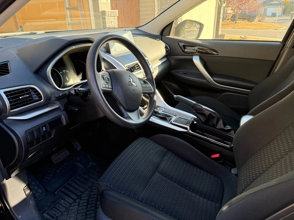 2019 Mitsubishi Eclipse Cross - Image 4 of 6