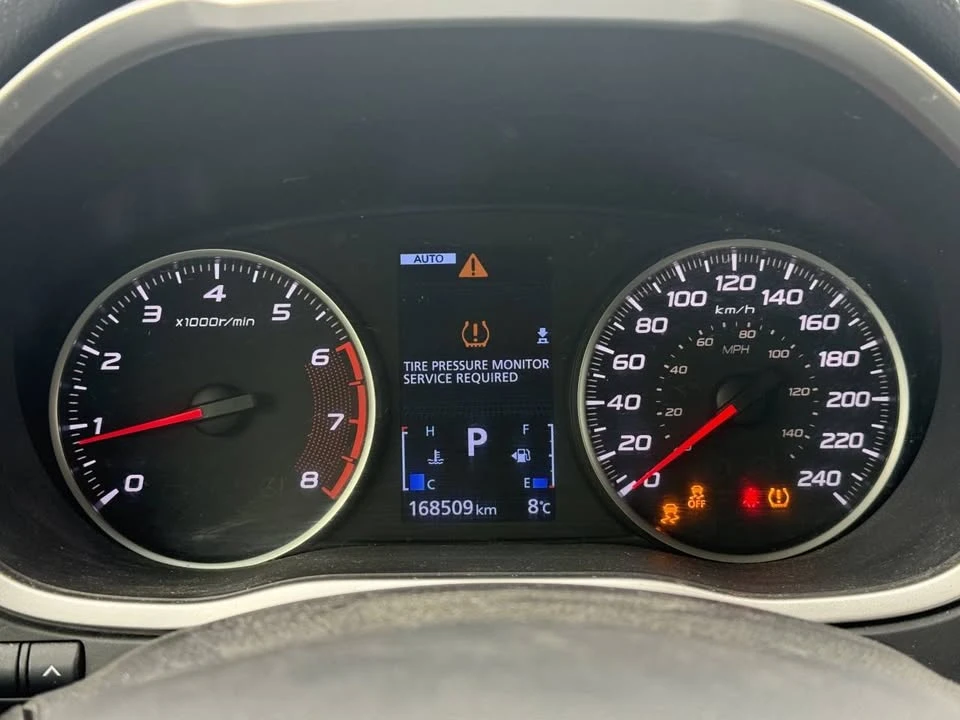 2019 Mitsubishi Eclipse Cross - Image 9 of 13