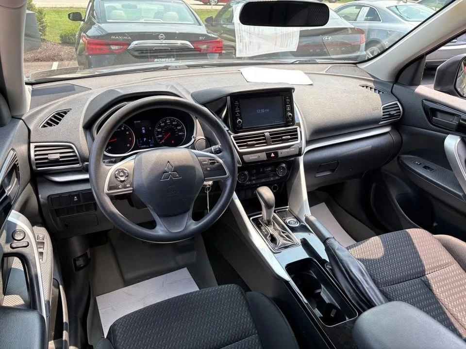 2019 Mitsubishi Eclipse Cross - Image 11 of 19