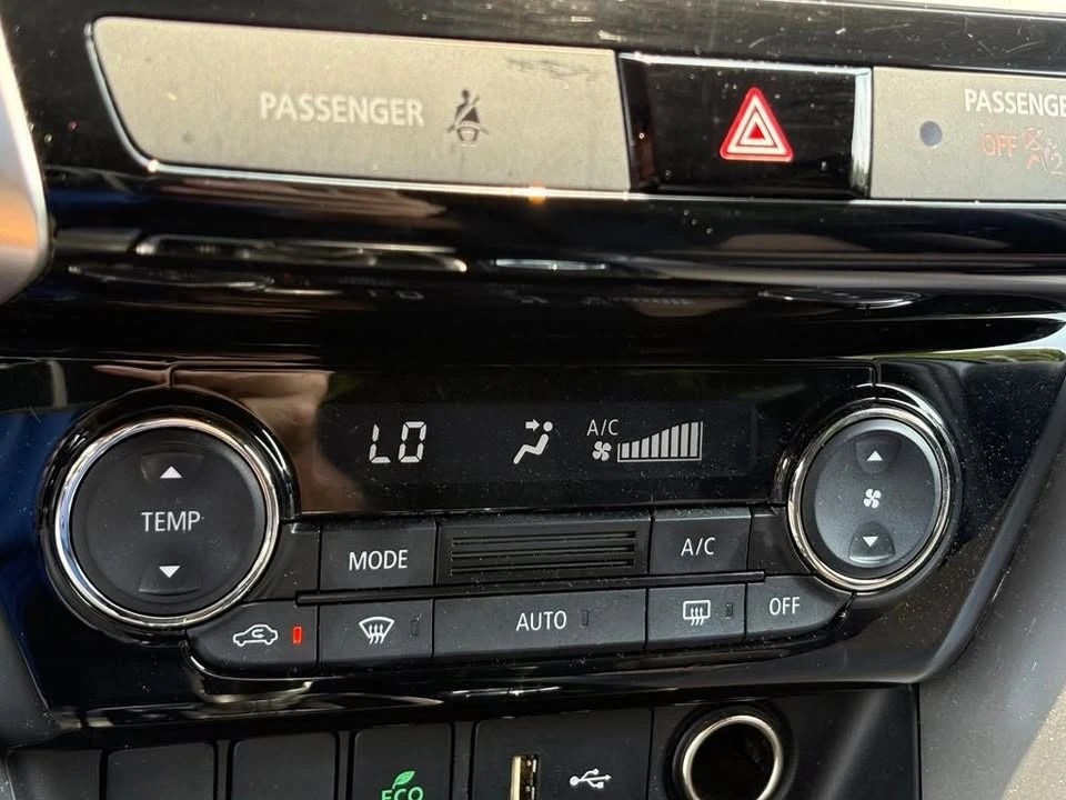 2019 Mitsubishi Eclipse Cross - Image 18 of 19