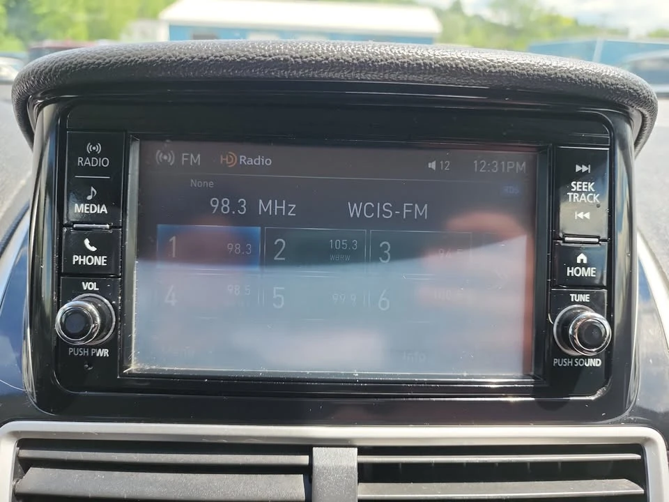 2019 Mitsubishi Eclipse Cross - Image 4 of 7