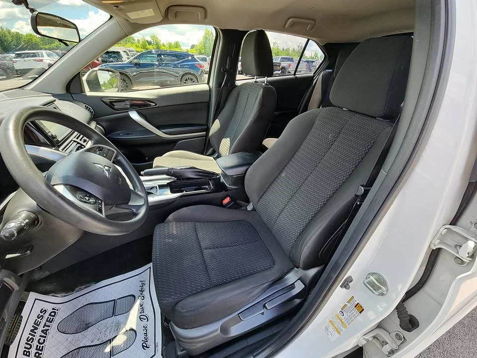 2019 Mitsubishi Eclipse Cross - Image 2 of 7
