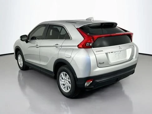 2019 Mitsubishi Eclipse Cross - Image 4 of 19