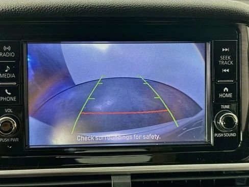 2019 Mitsubishi Eclipse Cross - Image 18 of 19